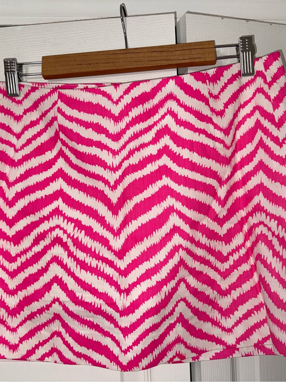 Lilly Pulitzer neon pink  Chevron skirt